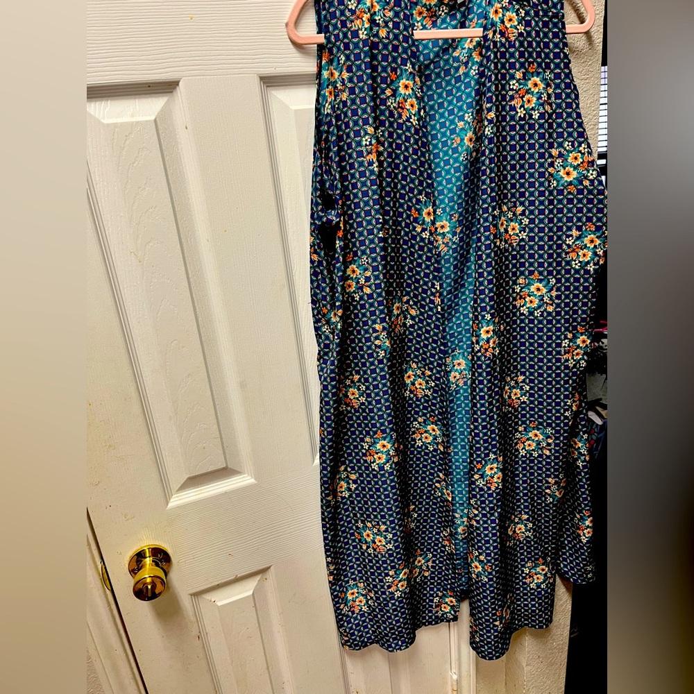 gUC long sleeveless kimono/vest XL